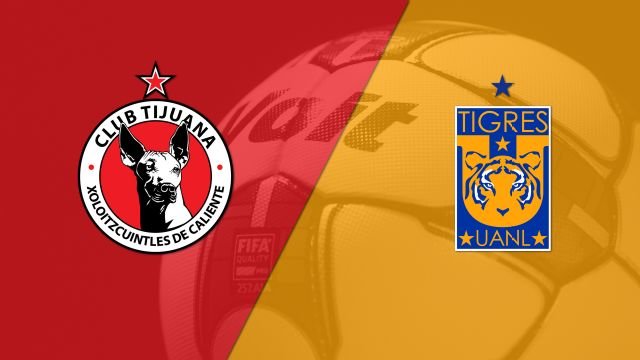 Escudos oficiales de Xolos de Tijuana y Tigres UANL sobre fondos divididos en rojo y dorado con textura de balón de fútbol.