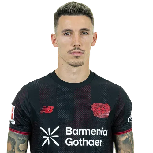Leverkusen Jugador del Bayer Leverkusen con uniforme Barmenia Gothaer foto oficial
