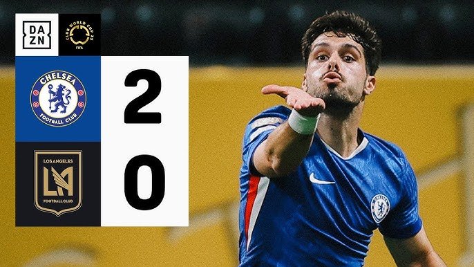 resumen-chelsea-vs-lafc-mundial-de-clubes-2025-pedro-neto Pedro Neto celebrando un gol en la miniatura del partido Chelsea vs Los Angeles FC con marcador 2-0 del Mundial de Clubes 2025.