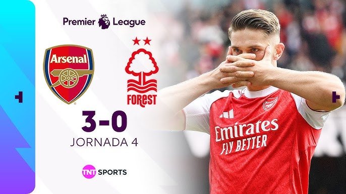 resumen-arsenal-vs-nottingham-forest-premier-league-3-0-trossard Leandro Trossard celebrando un gol en la miniatura del partido contra Nottingham Forest con marcador 3-0 de la Premier League.